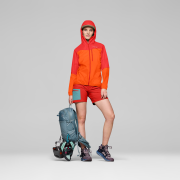 Ženska jakna Norrona falketind aero60 Zip Hood