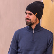 Pletena kapa od merino vune Kama A160