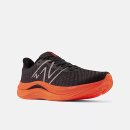 Muška obuća New Balance Fuel Cell Propel v4 crna/narančasta