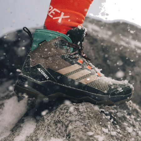 Ženske planinarske cipele Adidas Skychaser Ax5 Mid Gtx Clima W