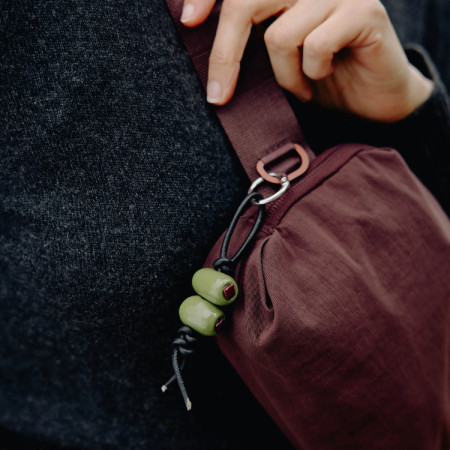Torba preko ramena Peak Design City Sling 2L