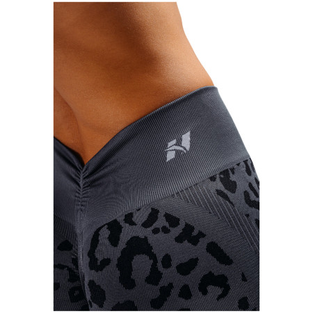 Ženske kratke hlače Nebbia Push-Up Compression Leopard Shorts Primal