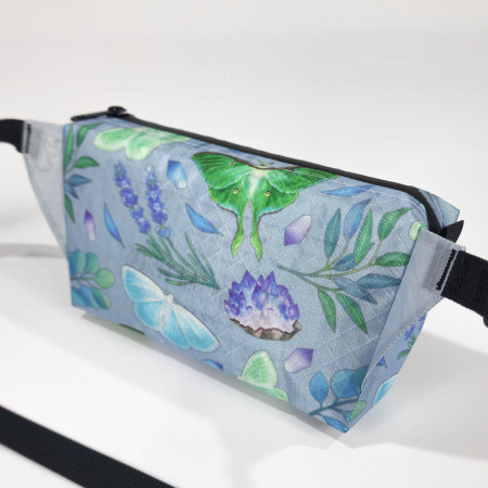 Torbice oko struka High Tail Designs Fanny Pack Nocturna