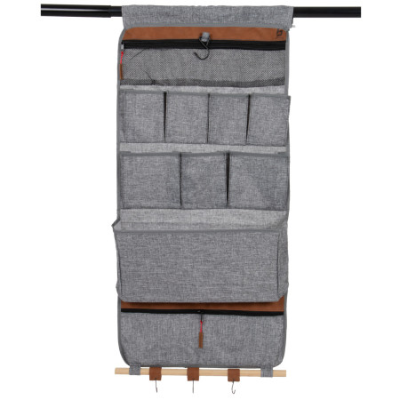 Organizator Bo-Camp Mathew M siva Grey