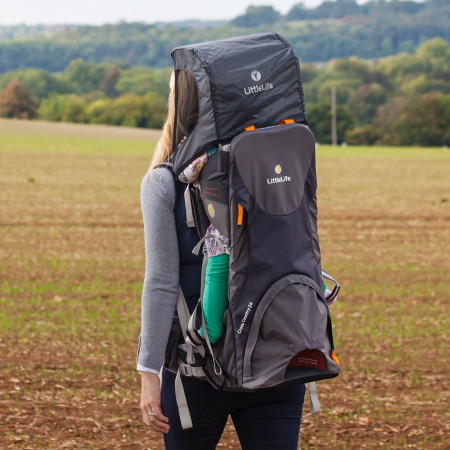 Zaklon od sunca LittleLife Child Carrier Sun Shade