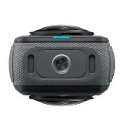 Kamera Insta360 X4