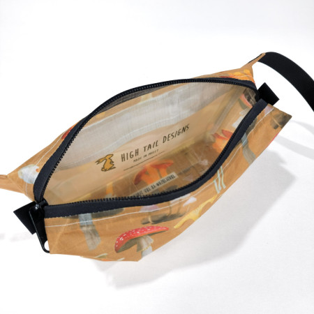 Torbice oko struka High Tail Designs Fanny Pack Botany Poster