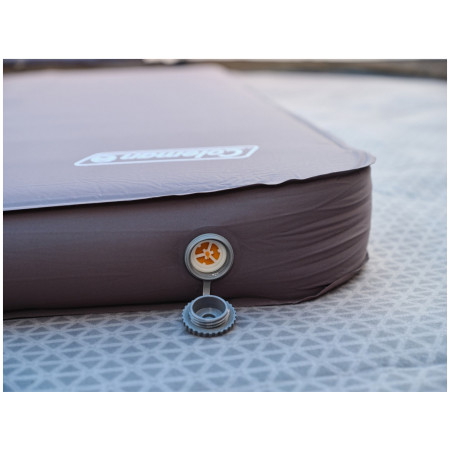 Podloga na samonapuhavanje Coleman Supercomfort 7.5 single