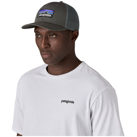 Šilterica Patagonia P-6 Logo Trucker Hat