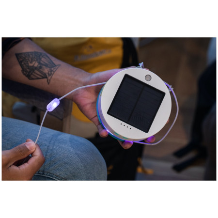 Solarna lampa BioLite Solar String 18’ Color