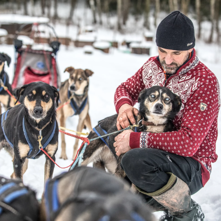 Pletena kapa od merino vune Kama AG12