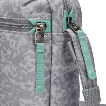 Torba preko ramena Pacsafe GO Festival Crossbody