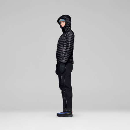 Ženska jakna od perja Norrona trollveggen down800 super light Hood