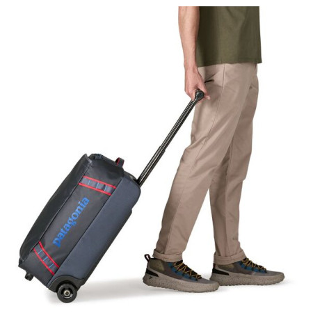 Kofer Patagonia Black Hole Wheeled Duffel 40L