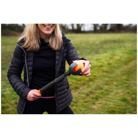 Igračka za psa Mountain Paws Adjustable dog ball launcher