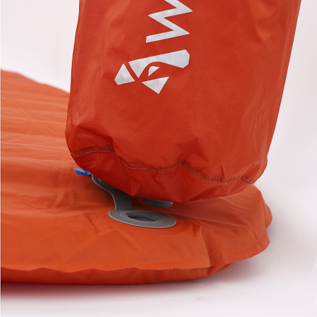 Podloga na napuhavanje Warg NeoTrail Insulated