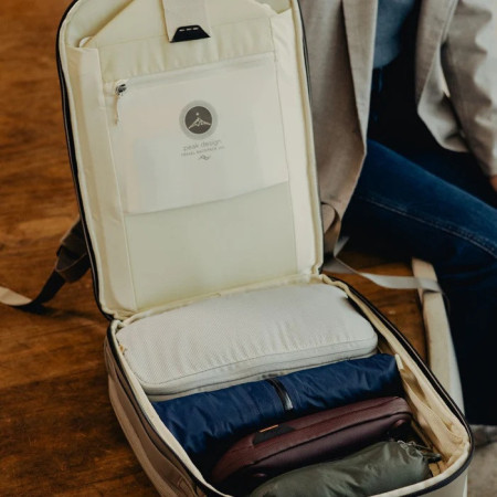 Ruksak Peak Design Travel Backpack 20L