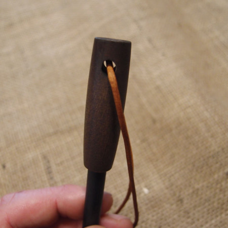 Kresivo JUBÖ Bushcraft Firesteel dubňák