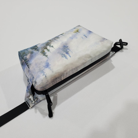 Torbice oko struka High Tail Designs Fanny Pack Foggy Forest