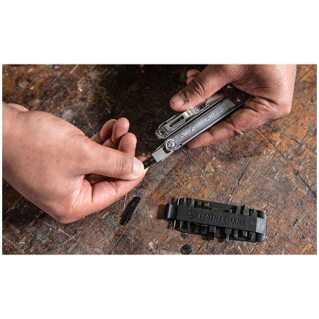 Multi-tool Leatherman Curl