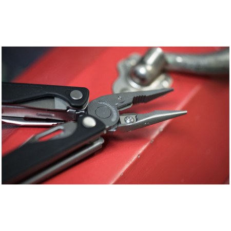 Multi-tool Leatherman Charge Plus