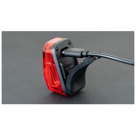 Zadnje svjetlo Sigma Hiro 10