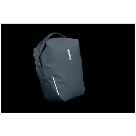 Torbica za biciklo Thule Shield Pannier 22L